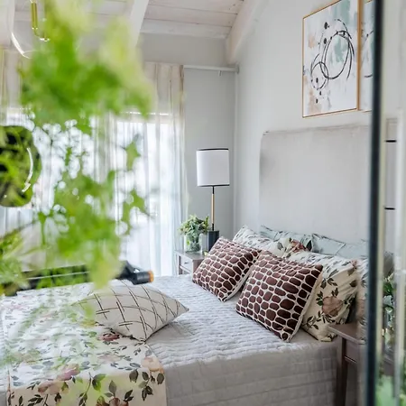 Modern Panoramic Loft With Terrace, Elevator Apartment Lucca