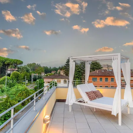 Modern Panoramic Loft With Terrace, Elevator Apartment