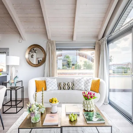Apartment Modern Panoramic Loft With Terrace, Elevator *