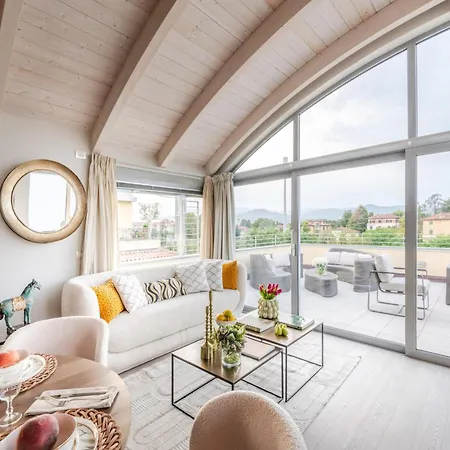 Modern Panoramic Loft With Terrace, Elevator