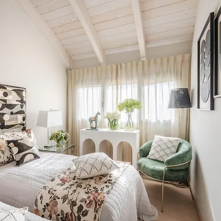 Apartment Modern Panoramic Loft With Terrace, Elevator Lucca